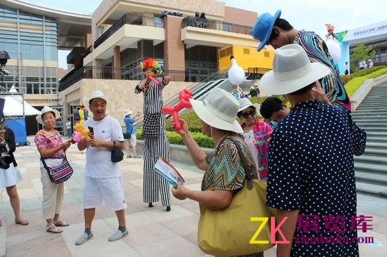 雅居乐海南清水湾第二届国际游艇博览会盛大开幕