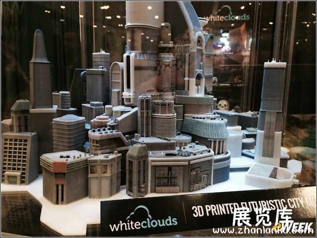WhiteClouds公司所展出的作品以城市建筑模型为主