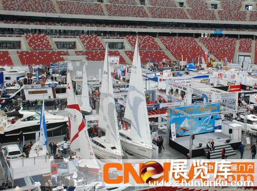 波兰水上休闲运动博览会吸引5万名参观者