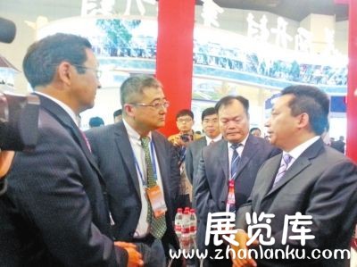 开封市市长吉炳伟