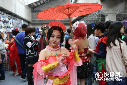 2015西安动漫游戏展火爆开场 COSPLAY精彩纷呈