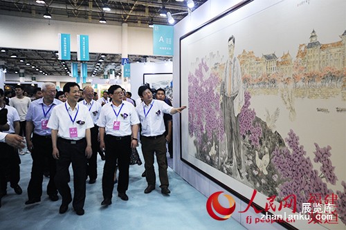 2015艺术厦门博览会开幕 闽籍艺术家展区倍受瞩目