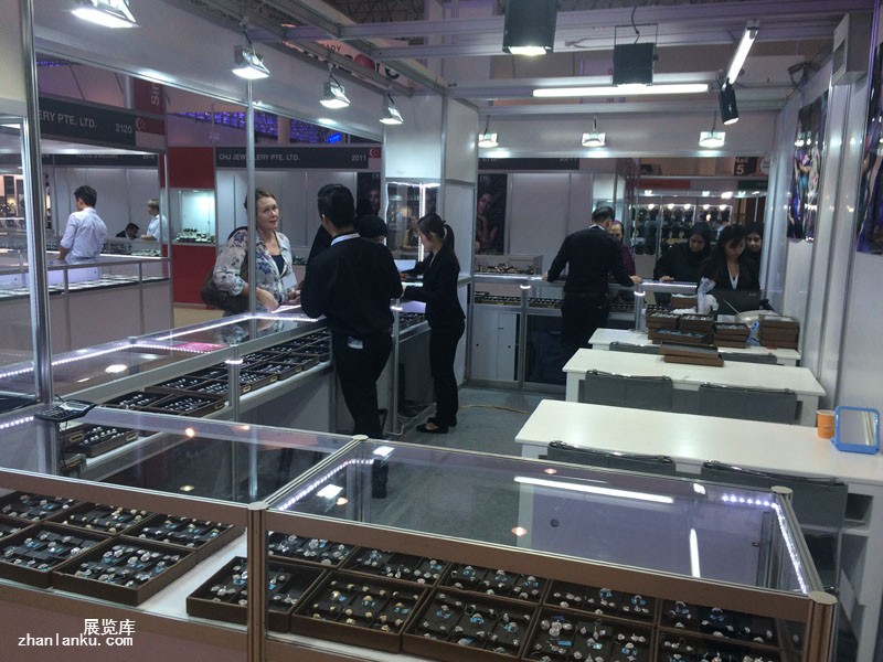 2017沙迦珠宝展003